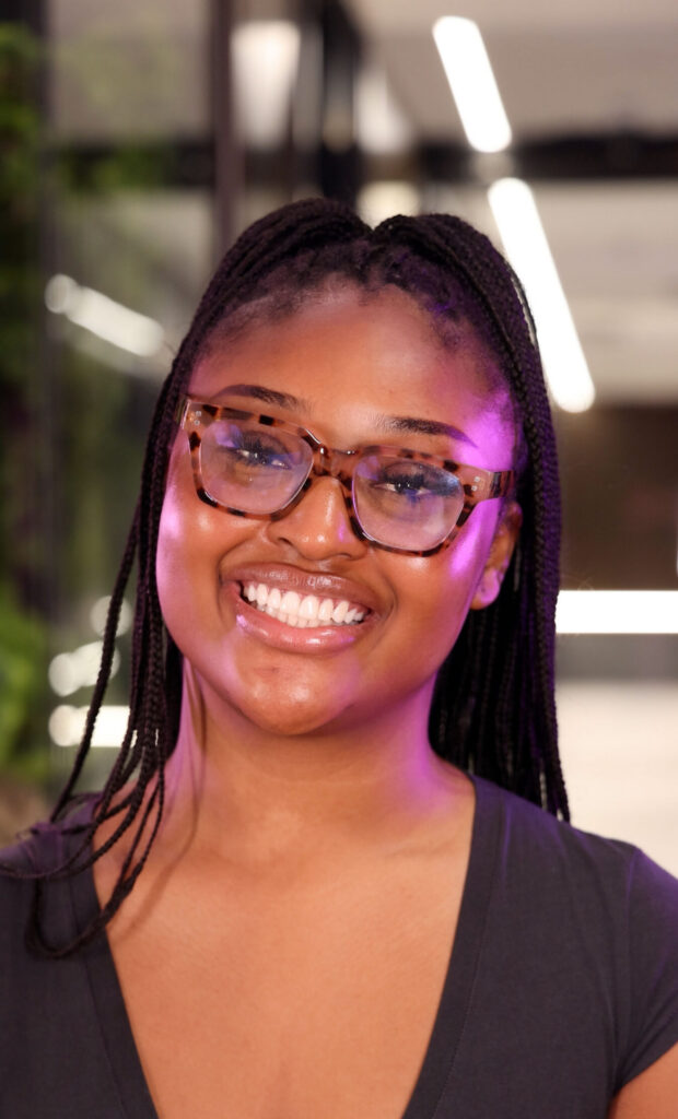 Temi's Experience - Composite Bonding