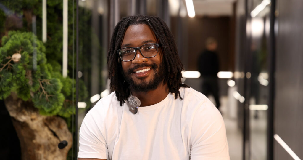 Tayvuss’s Smile Transformation - Composite Bonding